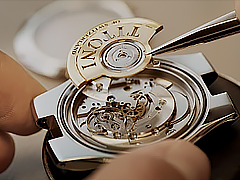 江诗丹顿手表进灰后需要哪些清理步骤？