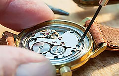 江诗丹顿手表维修保养（如何去除爱彼手表表壳上的锈斑）