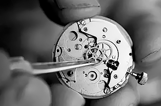 江诗丹顿机械表走时误差大怎么办？（原因分析与解决方法）