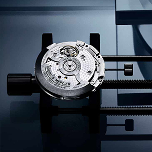 江诗丹顿手表维修保养（如何去除江诗丹顿手表表壳上的锈斑）